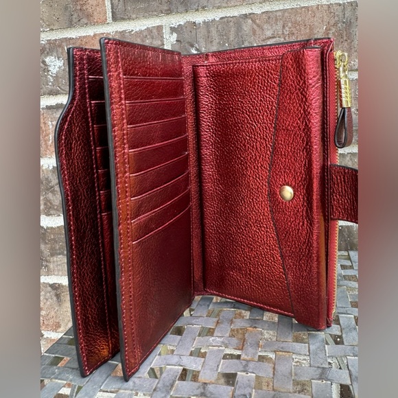 ITSLIFE RFID Blocking Metallic Red Leather Wallet - Picture 10 of 15
